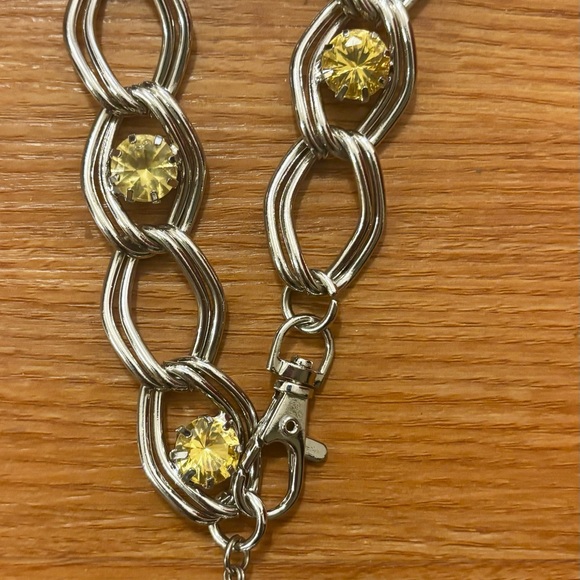 White House Black Market Chain Woman Lg belt Yellow gems Chain tassel No flaws - Picture 3 of 14